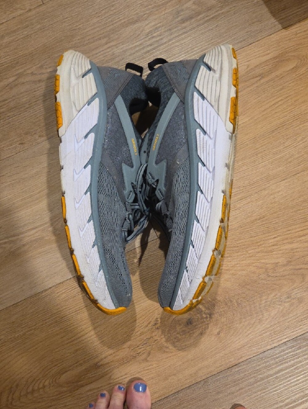 Hoka One One Gaviota 2 Light Gray Mesh Running Sneakers with Yellow Logo - Picture 6 of 8